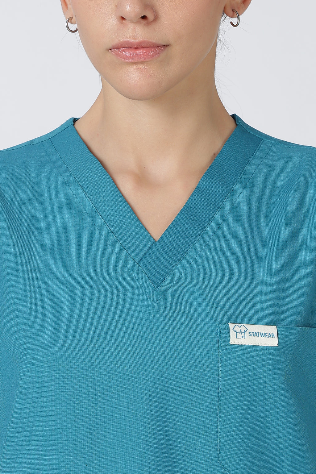 Prime – Women's V-Neck Scrub - 7 Pocket - Aqua