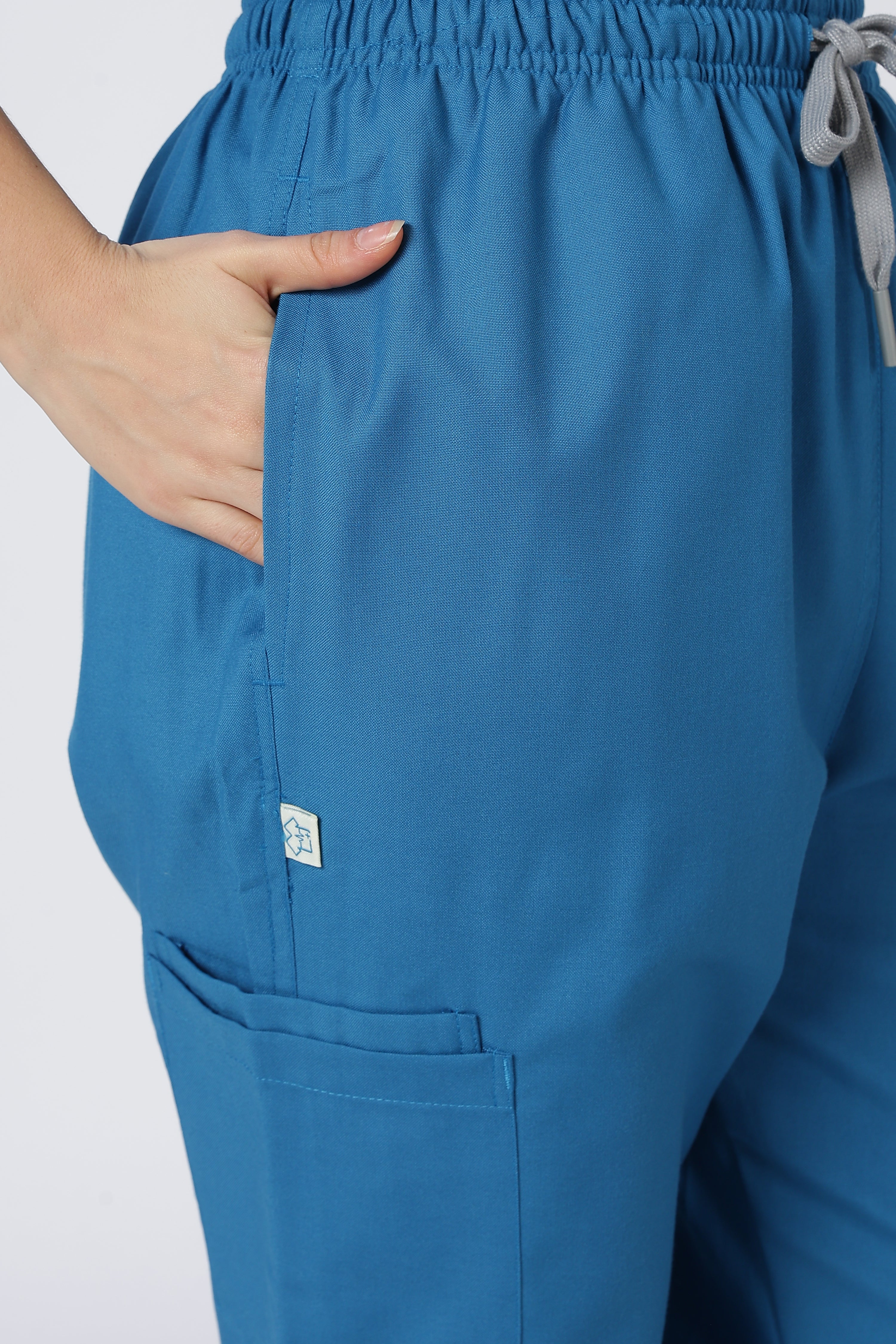 Prime – Women's V-Neck Scrub - 7 Pocket - Teal Blue
